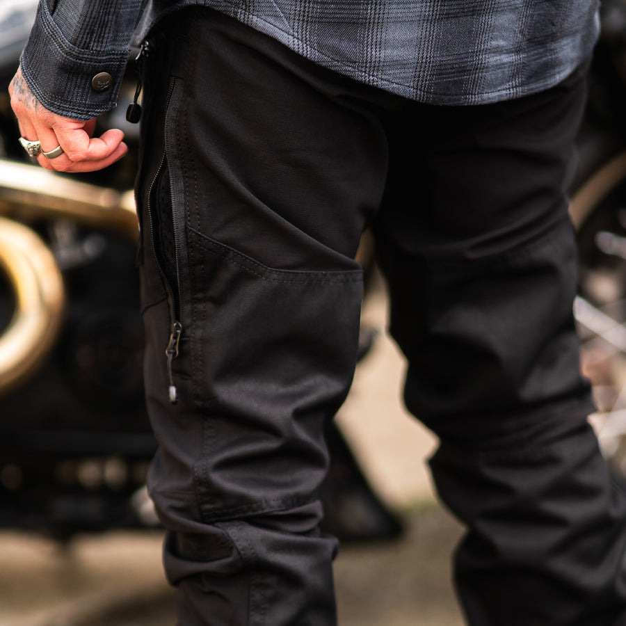 BOBHEAD Casual Combat Cargo Pant Black Camo – Þægilegar og slitsterkar buxur fyrir daglega notkun